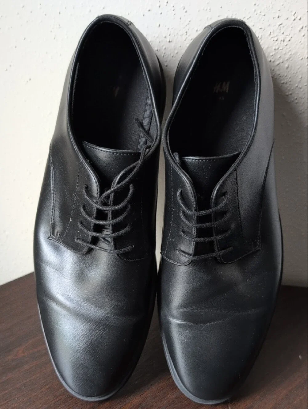 H&M Black Leather Lace-Up Oxfords